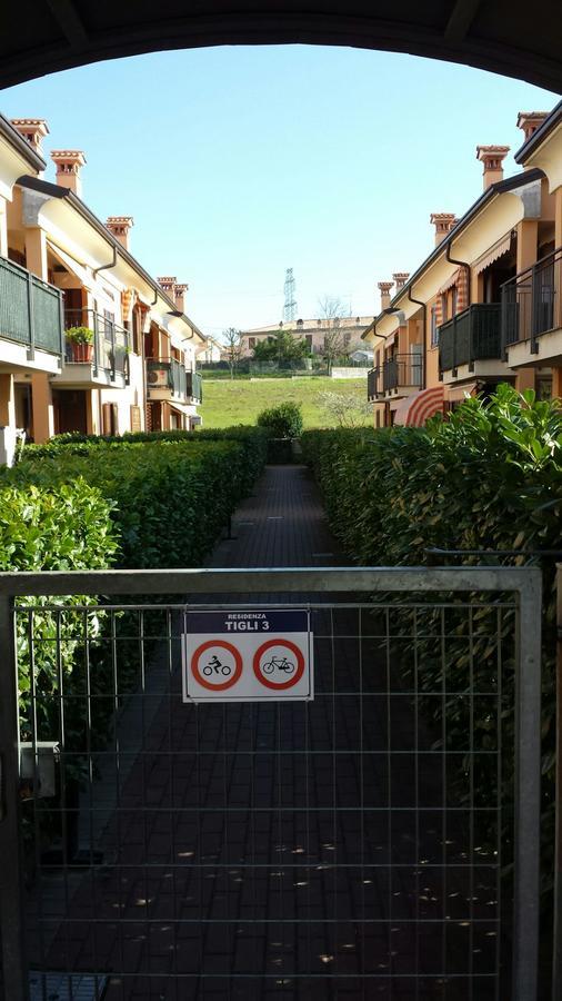 Flat Enzo Ferrari Appartamento Cavalcaselle Esterno foto